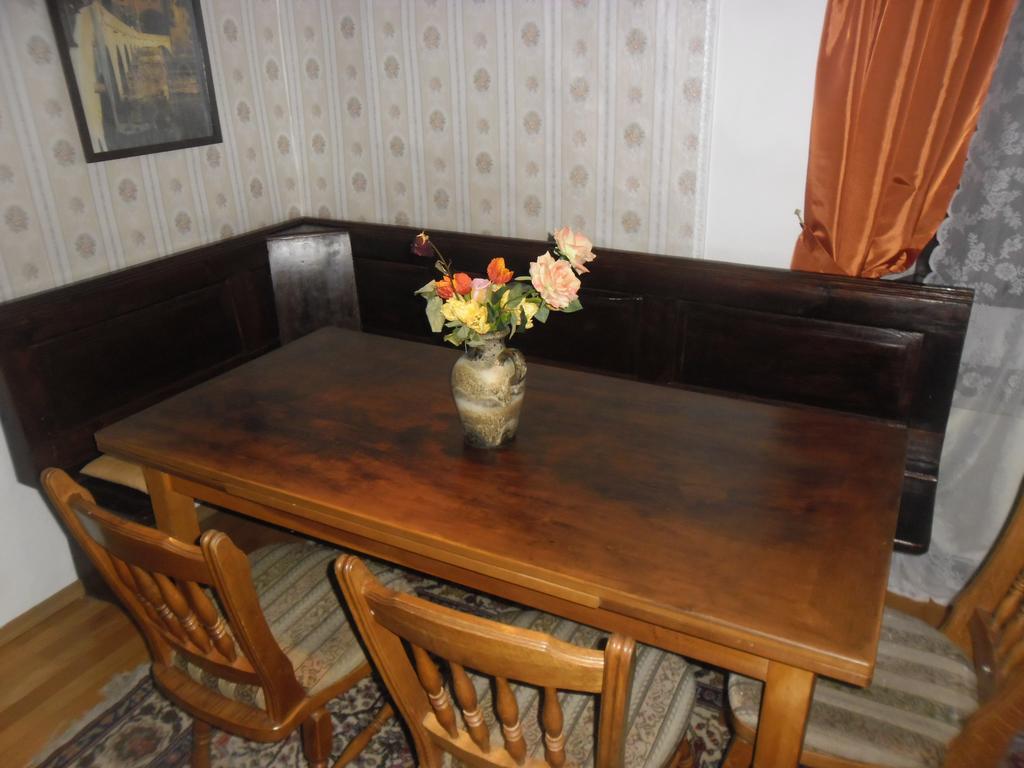 Schloss Weichs Zu Regensburg Mit 2Schlafzimmer Parkplatz Internet 75Qm Zentrum Екстериор снимка