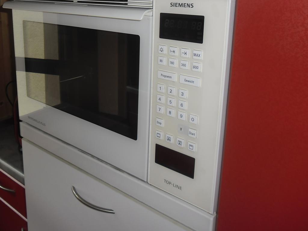 Schloss Weichs Zu Regensburg Mit 2Schlafzimmer Parkplatz Internet 75Qm Zentrum Екстериор снимка