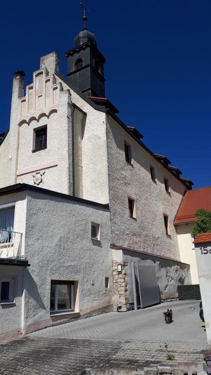 Schloss Weichs Zu Regensburg Mit 2Schlafzimmer Parkplatz Internet 75Qm Zentrum Екстериор снимка
